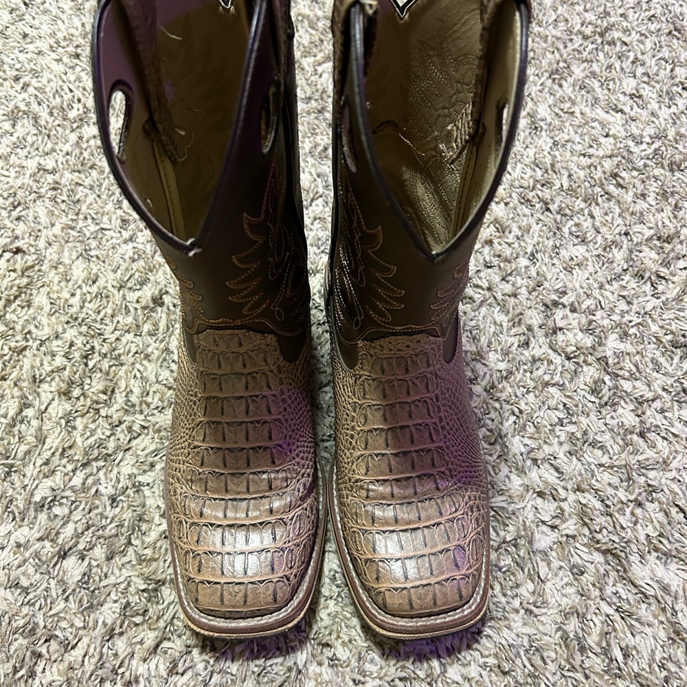 Kids Crocodile Pattern Brown Boots